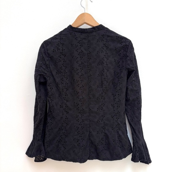 Lauren Ralph Lauren Eyelet Button Up Blouse Black Size 8 Ruffle Floral Classic - Picture 6 of 10